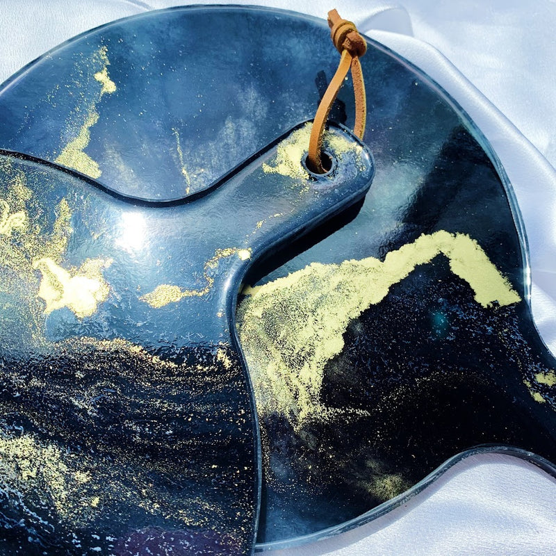 Round Faux Agate Resin Cutting Board | Teal + Black with Gold